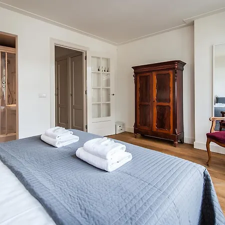 Apartment Short Group Jordaan Laurier Serviced