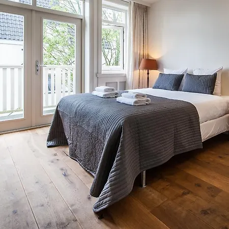 Apartament Short Group Jordaan Laurier Serviced