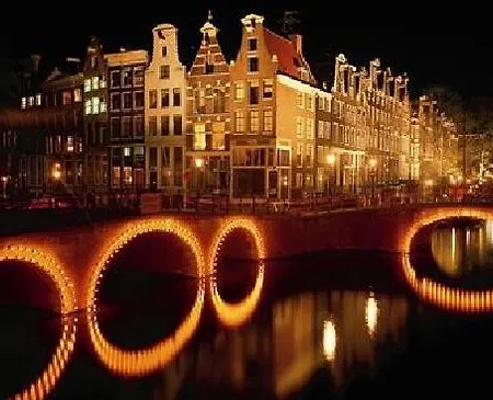 Short Group Jordaan Laurier Serviced * Amsterdam