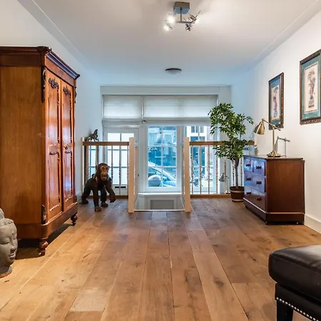 Short Group Jordaan Laurier Serviced