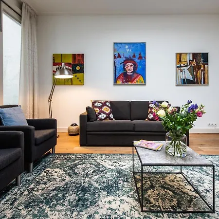 Short Group Jordaan Laurier Serviced 公寓