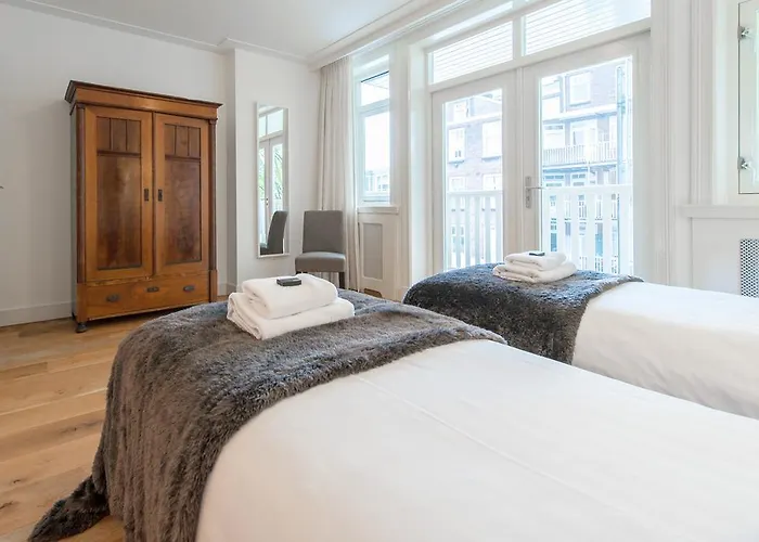 Short Group Jordaan Laurier Serviced * Amsterdam