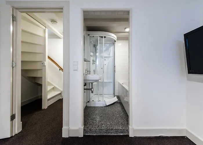 Short Group Jordaan Laurier Serviced Lägenhet *